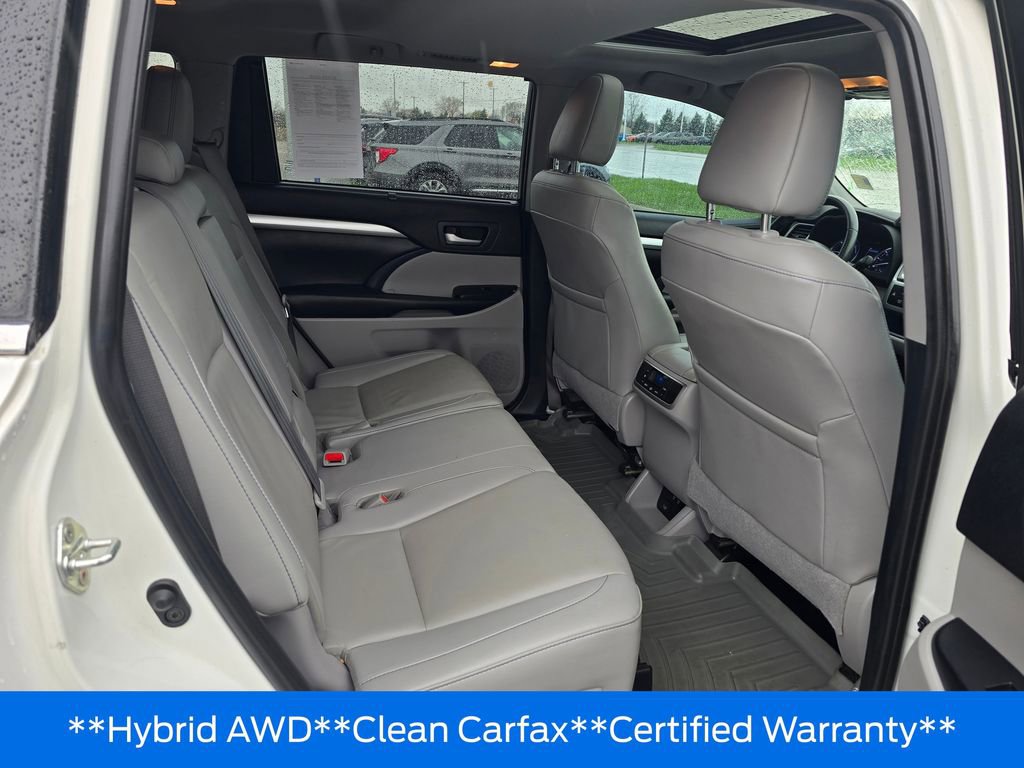 Used 2019 Toyota Highlander XLE AWD/4WD image 21