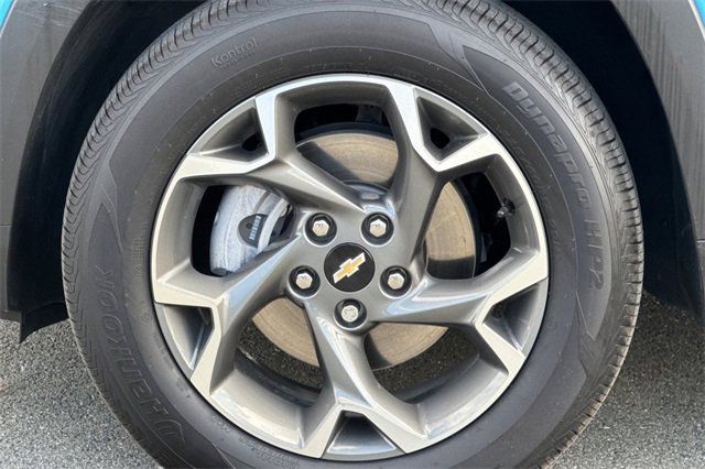 Used 2025 Chevrolet Trax LT w/ Driver Confidence Package image 41