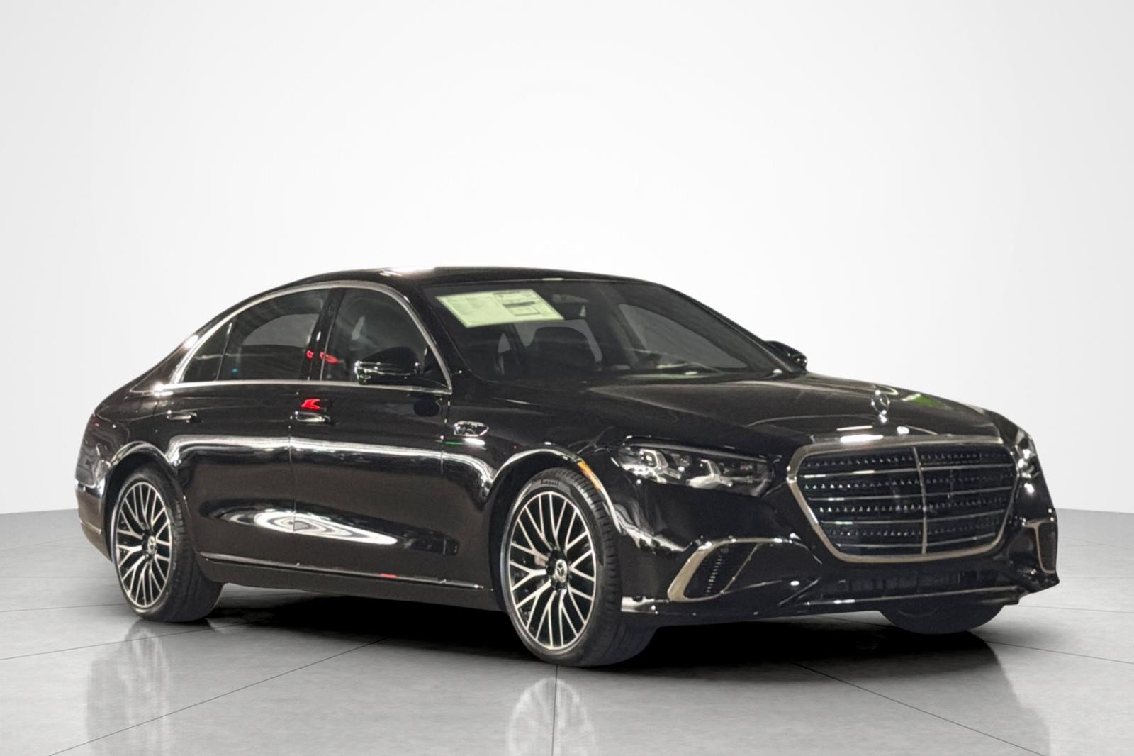 New 2027 Mercedes-Benz S 580 4MATIC Sedan image 7