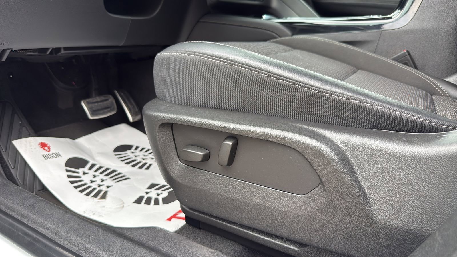 Used 2023 Buick Envision Preferred image 10