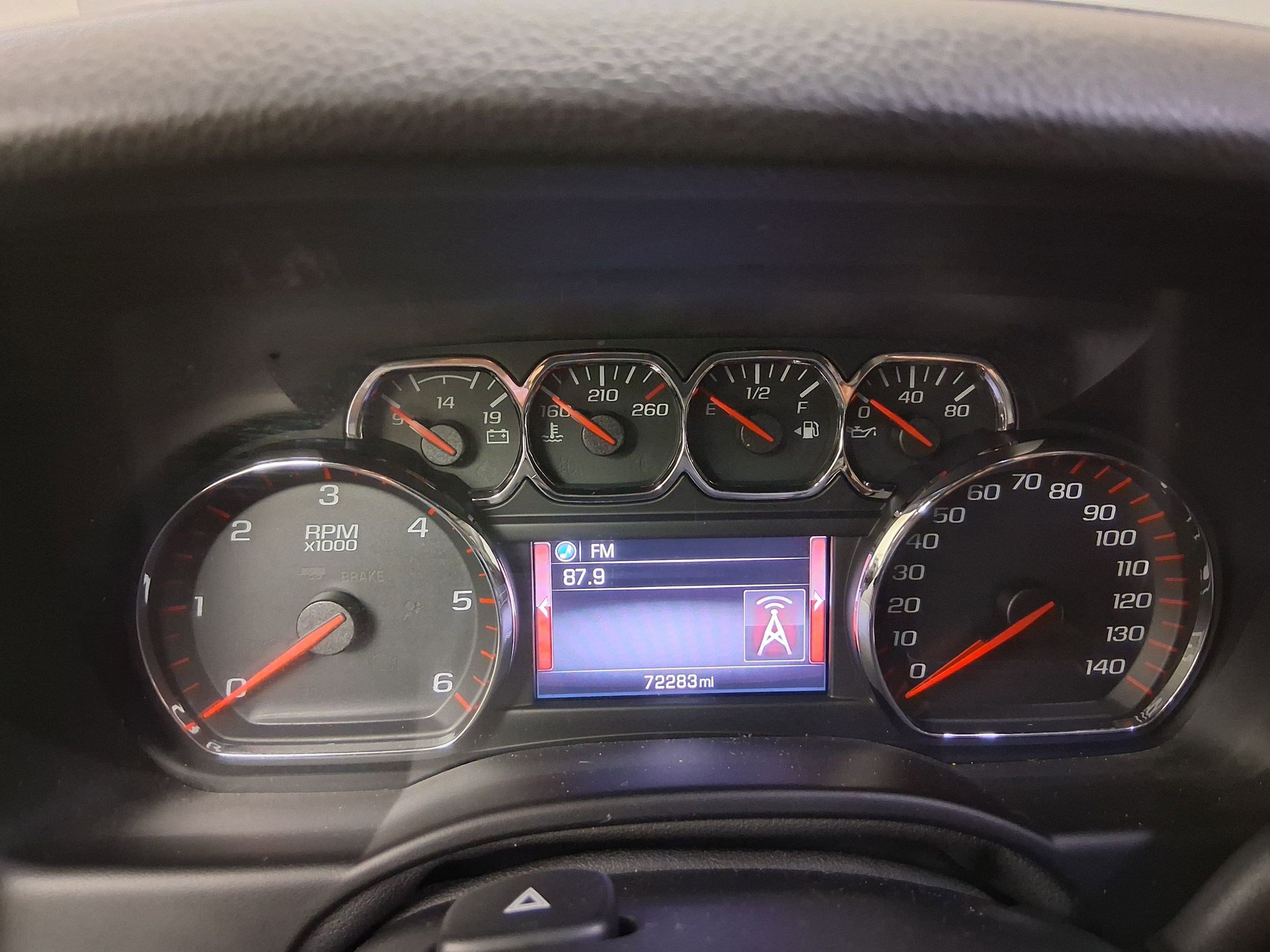 Used 2016 GMC Yukon SLT w/ Open Road Package image 18