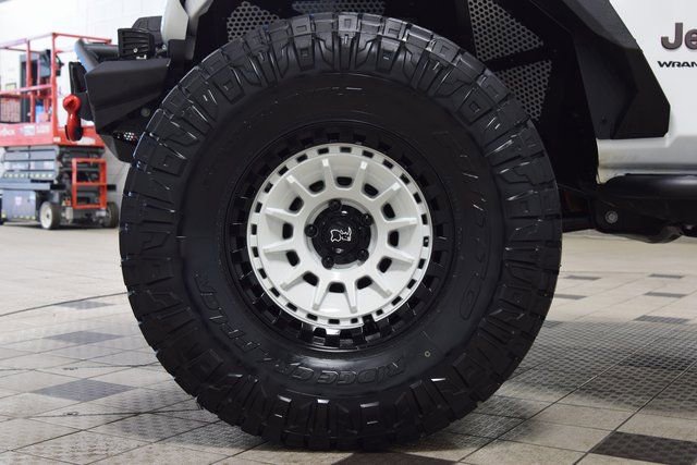 Used 2024 Jeep Wrangler Rubicon image 28