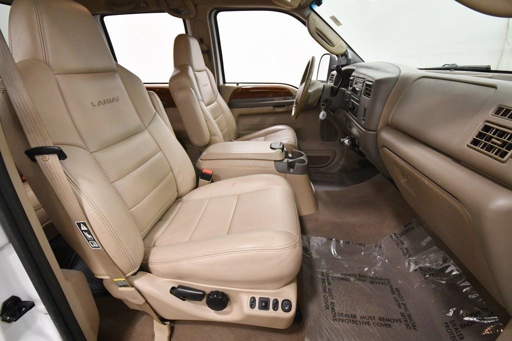 Used 2003 Ford F350 Lariat image 18
