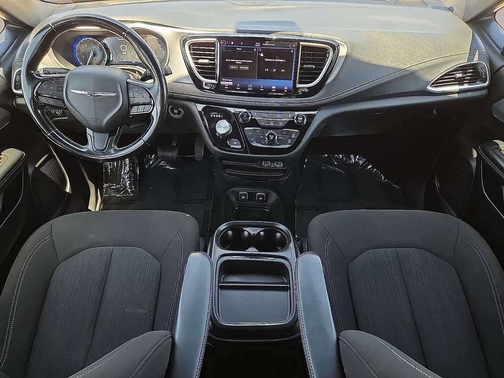 Used 2021 Chrysler Pacifica Touring w/ S Appearance Package FWD image 10