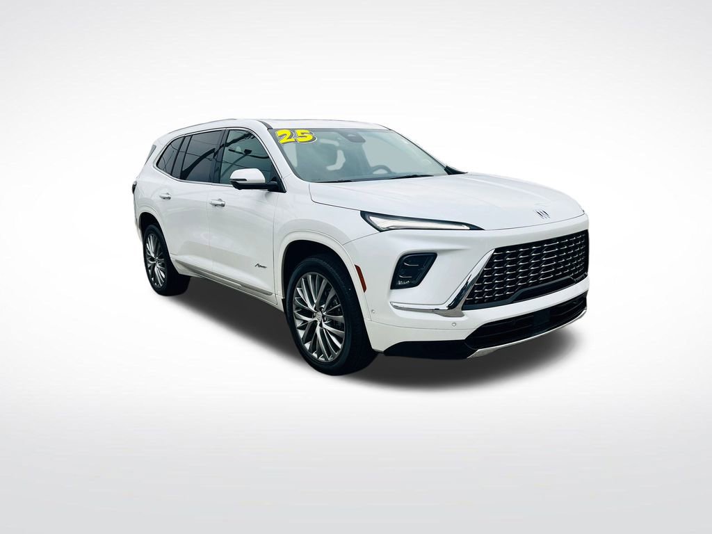 Used 2025 Buick Enclave Avenir w/ Super Cruise Package image 11