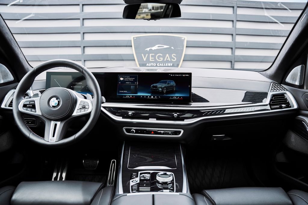 Used 2026 BMW X7 M60i image 60