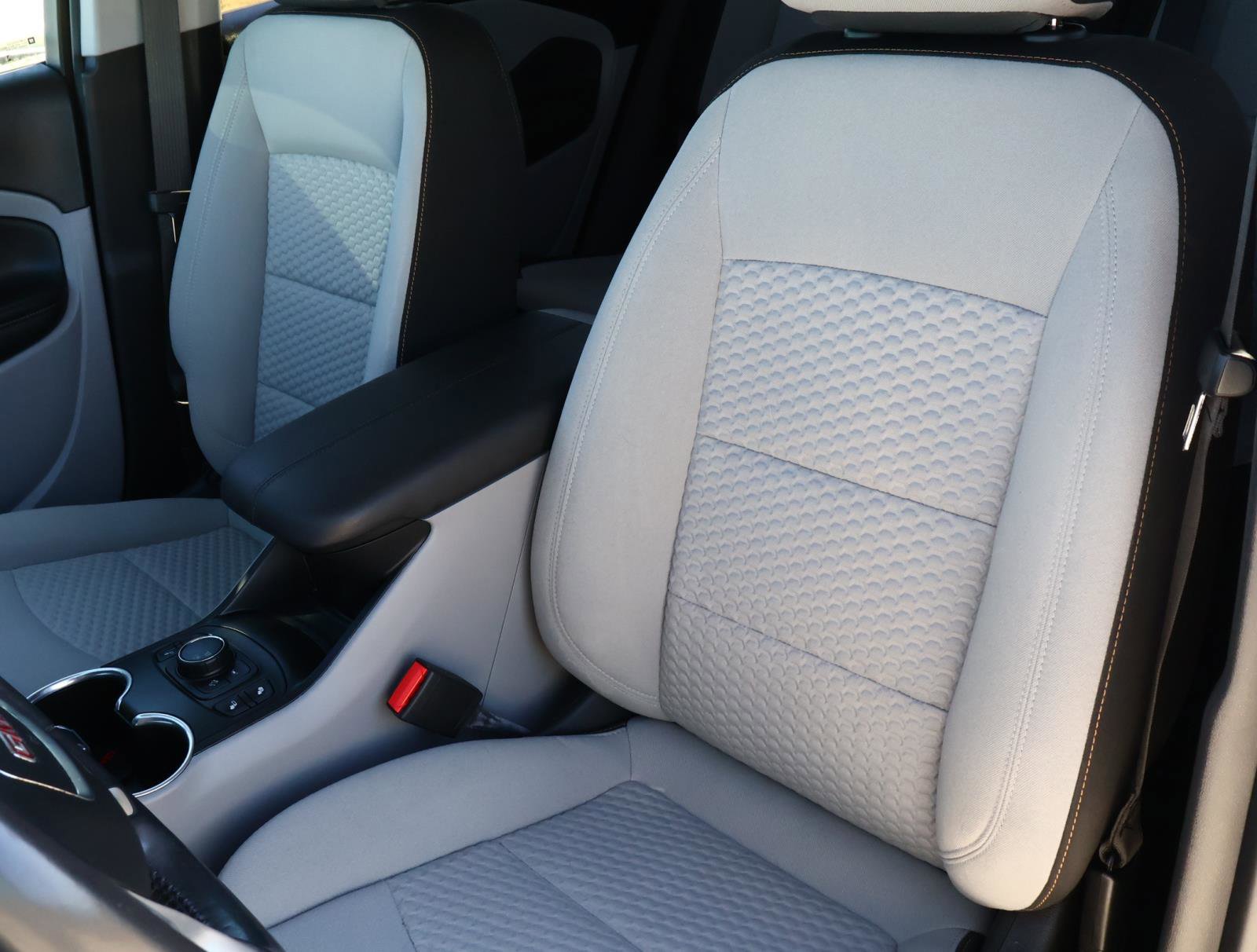 Used 2021 GMC Terrain SLE w/ Driver Convenience Package image 12