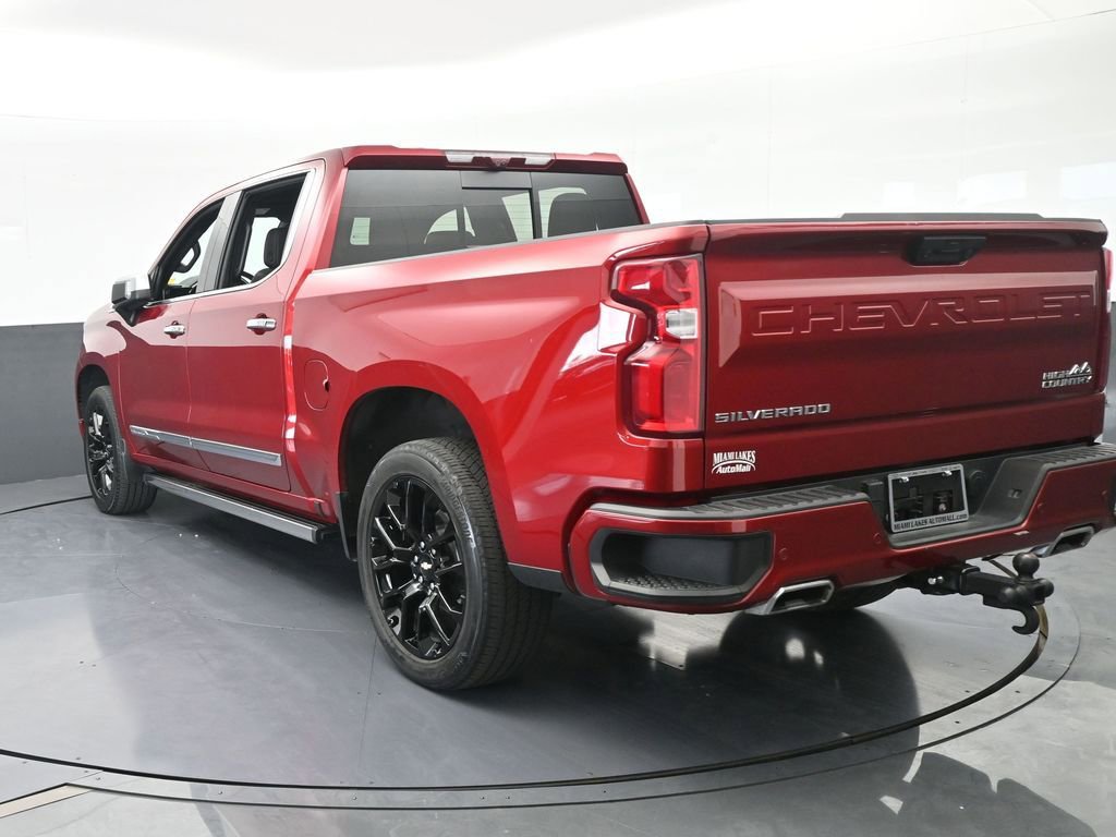 Used 2024 Chevrolet Silverado 1500 High Country w/ Technology Package RWD image 4