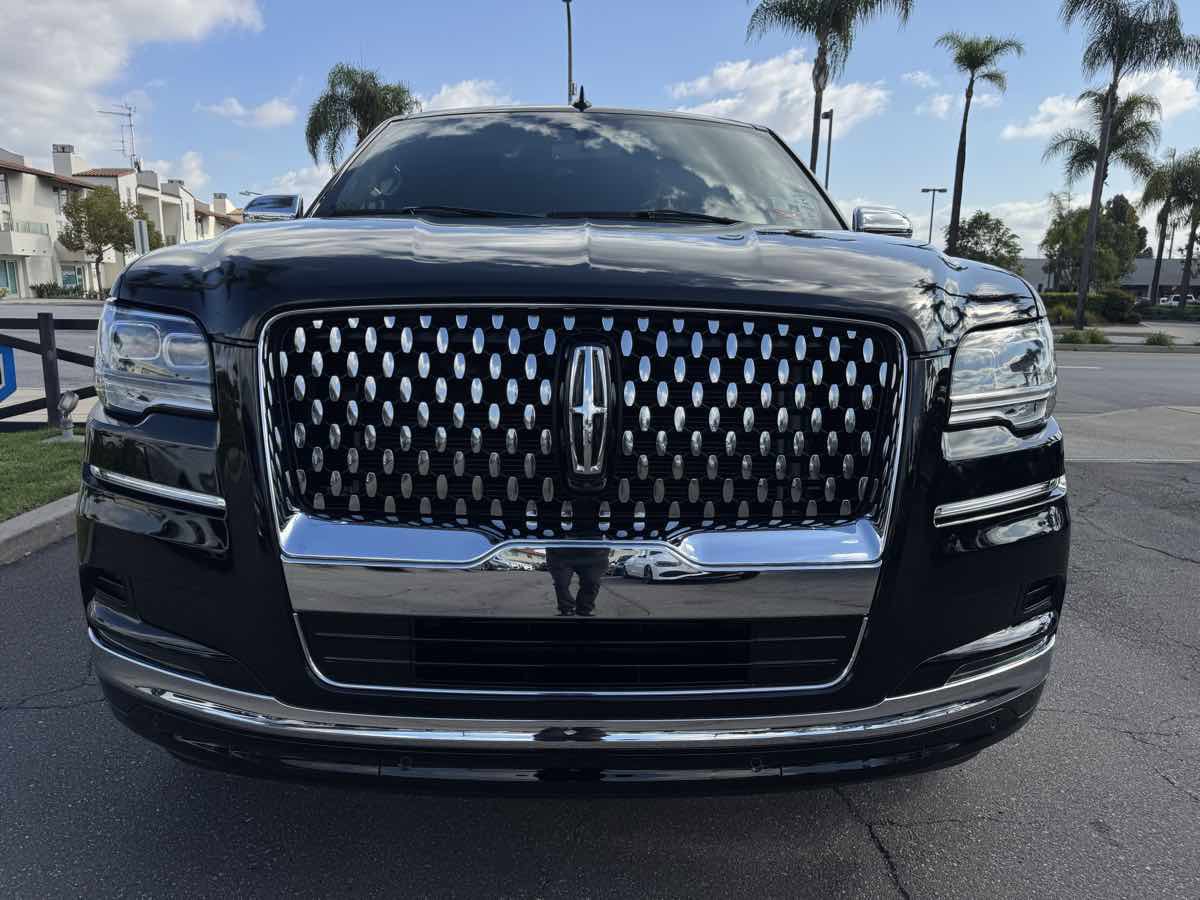 Used 2023 Lincoln Navigator Black Label image 12