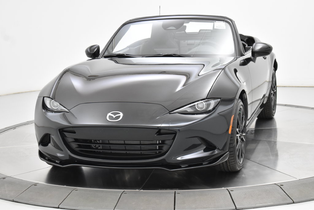 New 2026 MAZDA MX-5 Miata Club w/ Weather Package RWD image 15