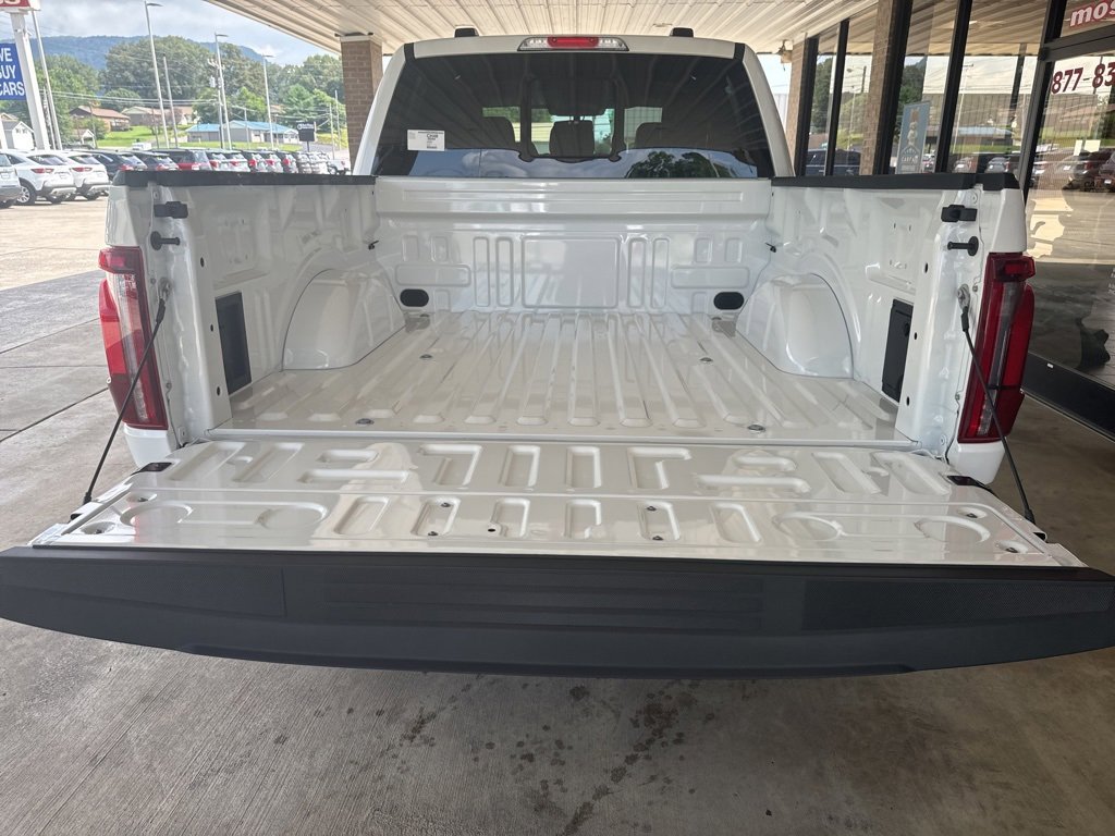 New 2025 Ford F150 Lariat w/ Equipment Group 501A Mid image 26