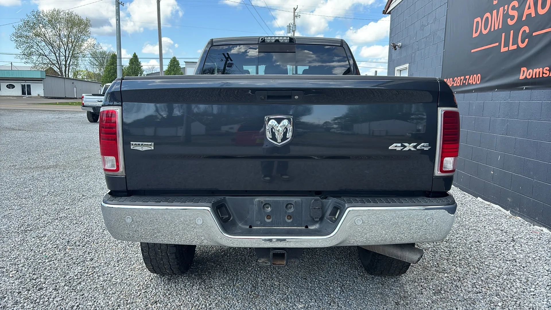 Used 2017 RAM 2500 Laramie w/ Convenience Group AWD/4WD image 4