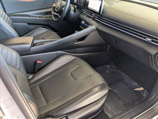 Used 2023 Hyundai Elantra Limited image 20