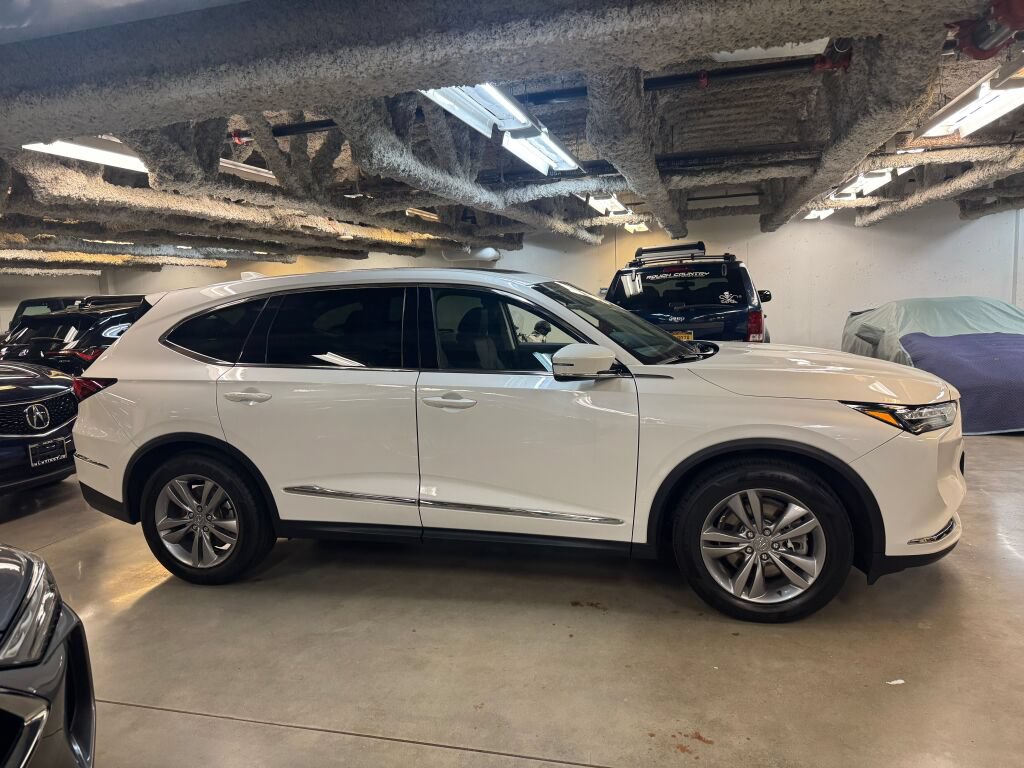 Certified 2023 Acura MDX SH-AWD image 6