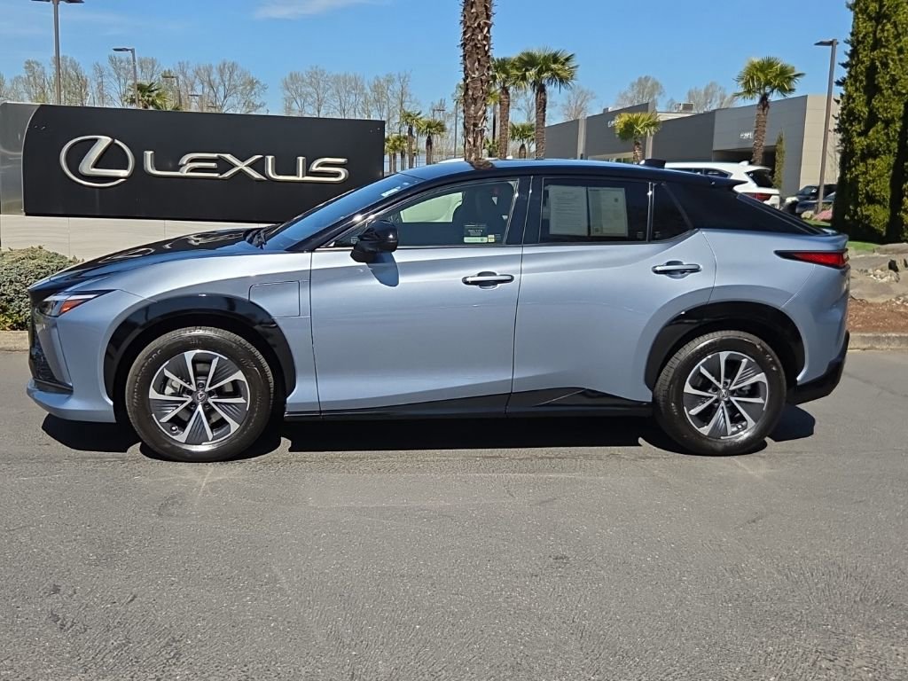 Certified 2023 Lexus RZ 450e Premium w/ Accessory Package (Z1) image 2