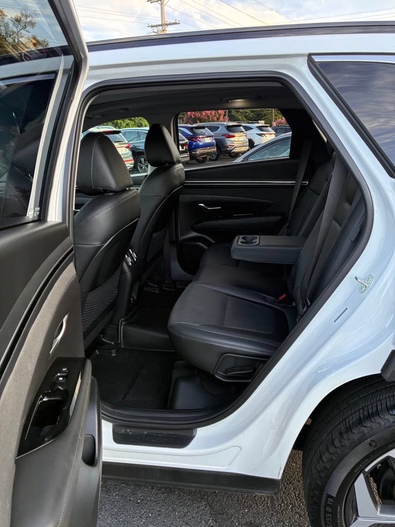 Used 2024 Hyundai Tucson Limited AWD/4WD image 24