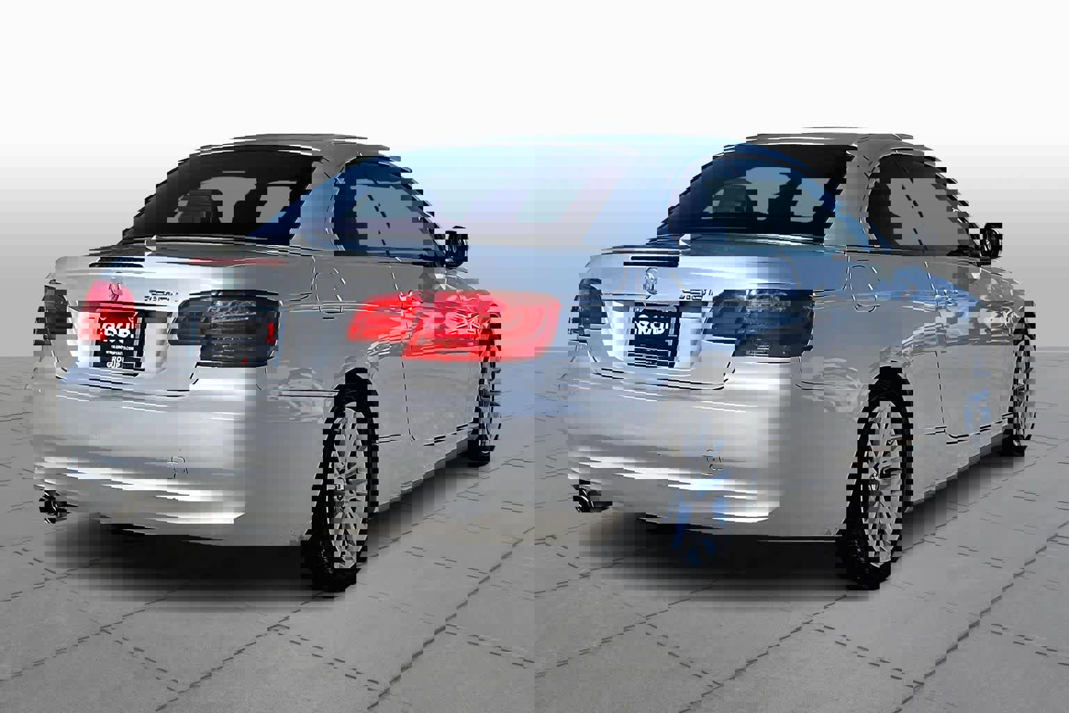 Used 2012 BMW 328i Convertible image 11