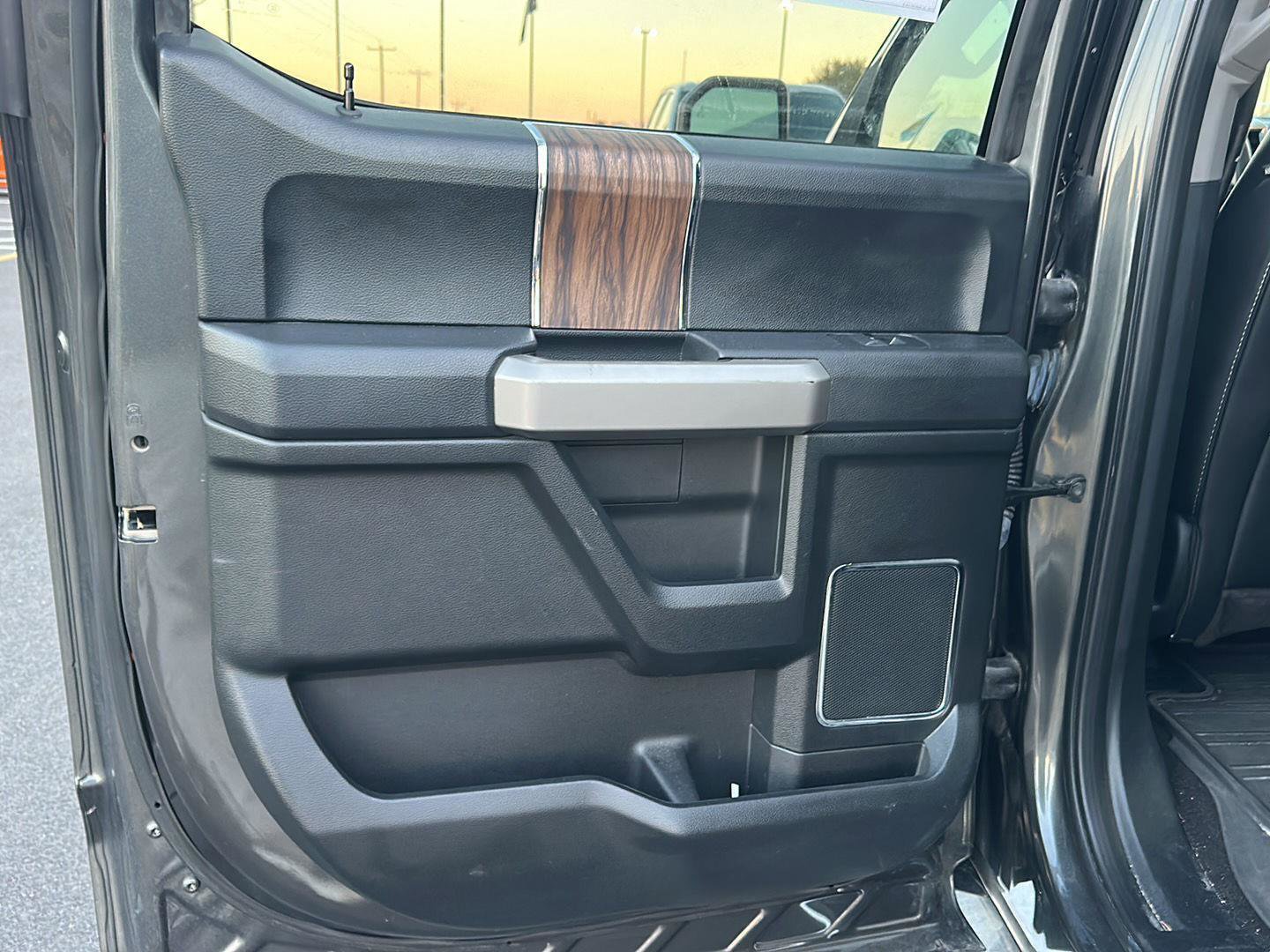 Used 2020 Ford F150 Lariat w/ Equipment Group 502A Luxury image 23