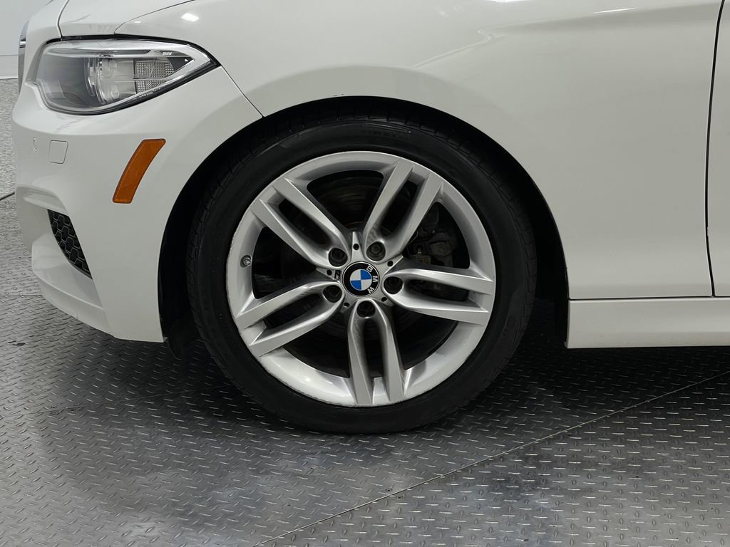 Used 2016 BMW 228i xDrive Convertible image 31