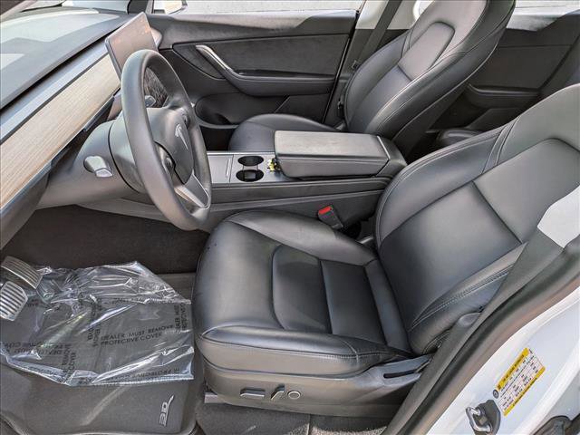 Used 2021 Tesla Model Y Long Range image 17