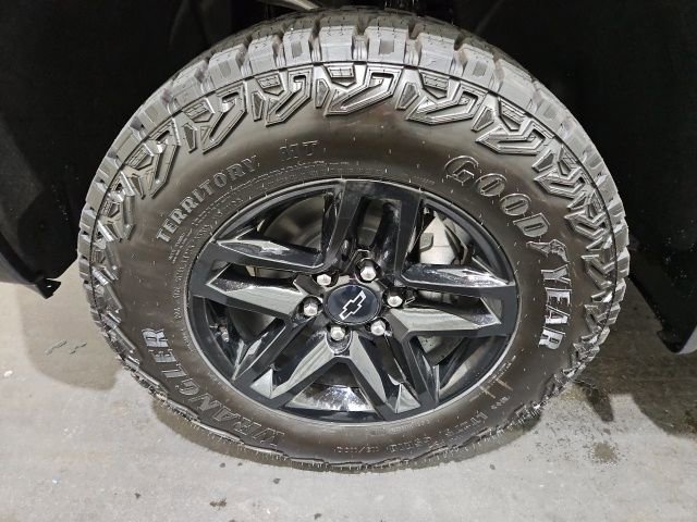 New 2026 Chevrolet Silverado 1500 Custom Trail Boss w/ LPO, Dark Essentials Package image 8