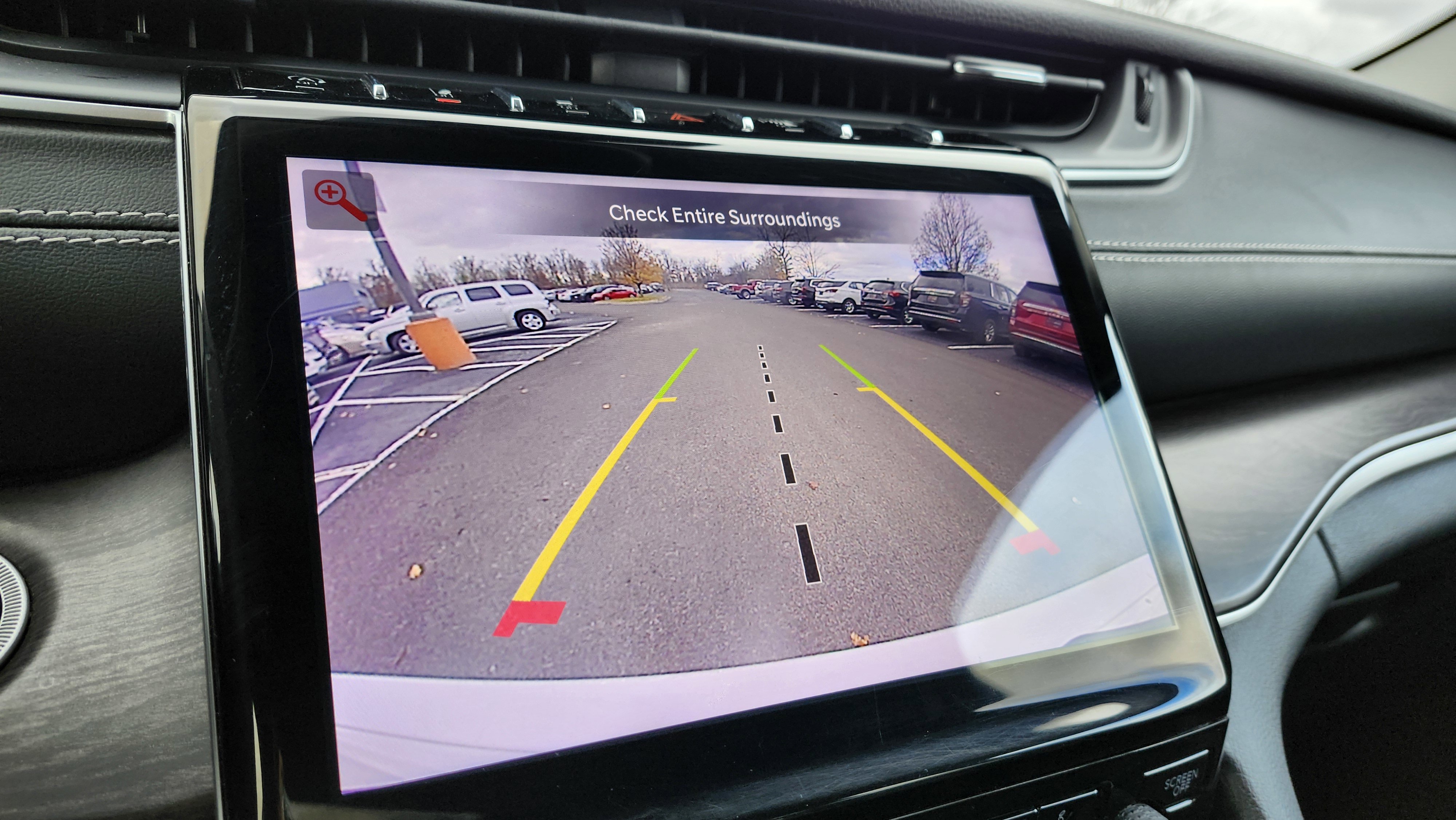 Used 2023 Jeep Grand Cherokee Limited image 4