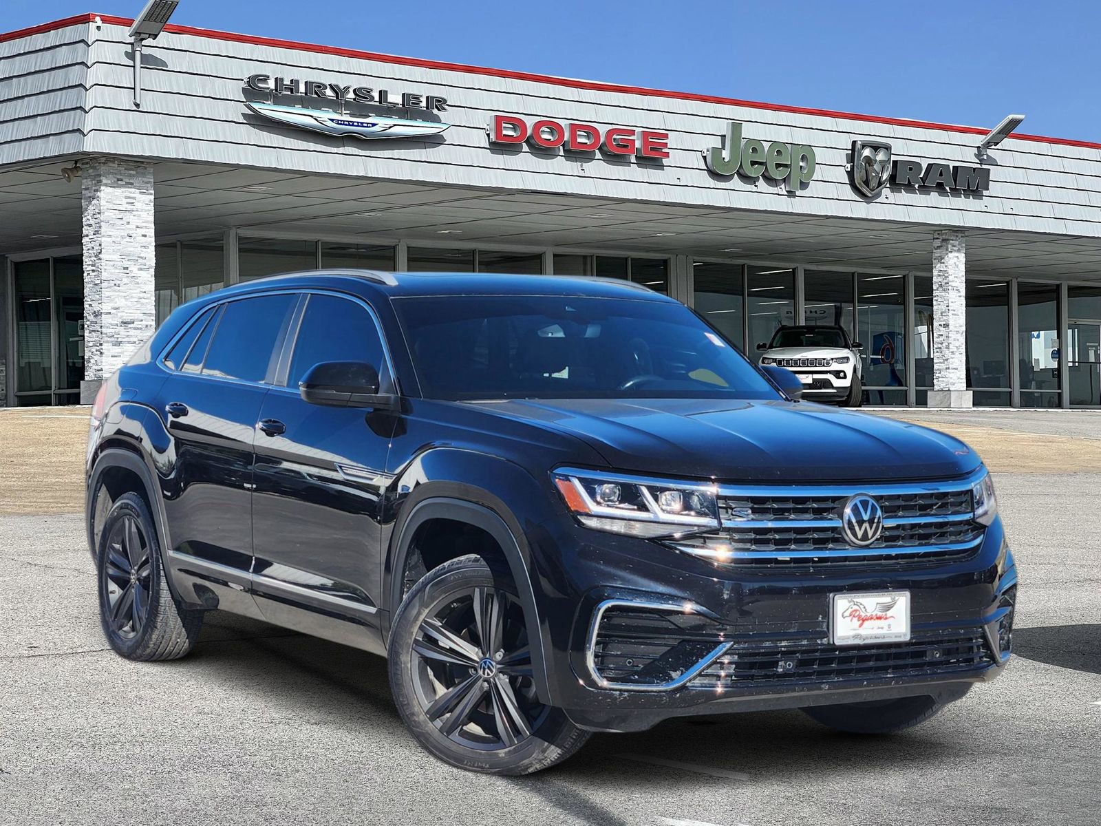Used 2022 Volkswagen Atlas Cross Sport SEL R-Line