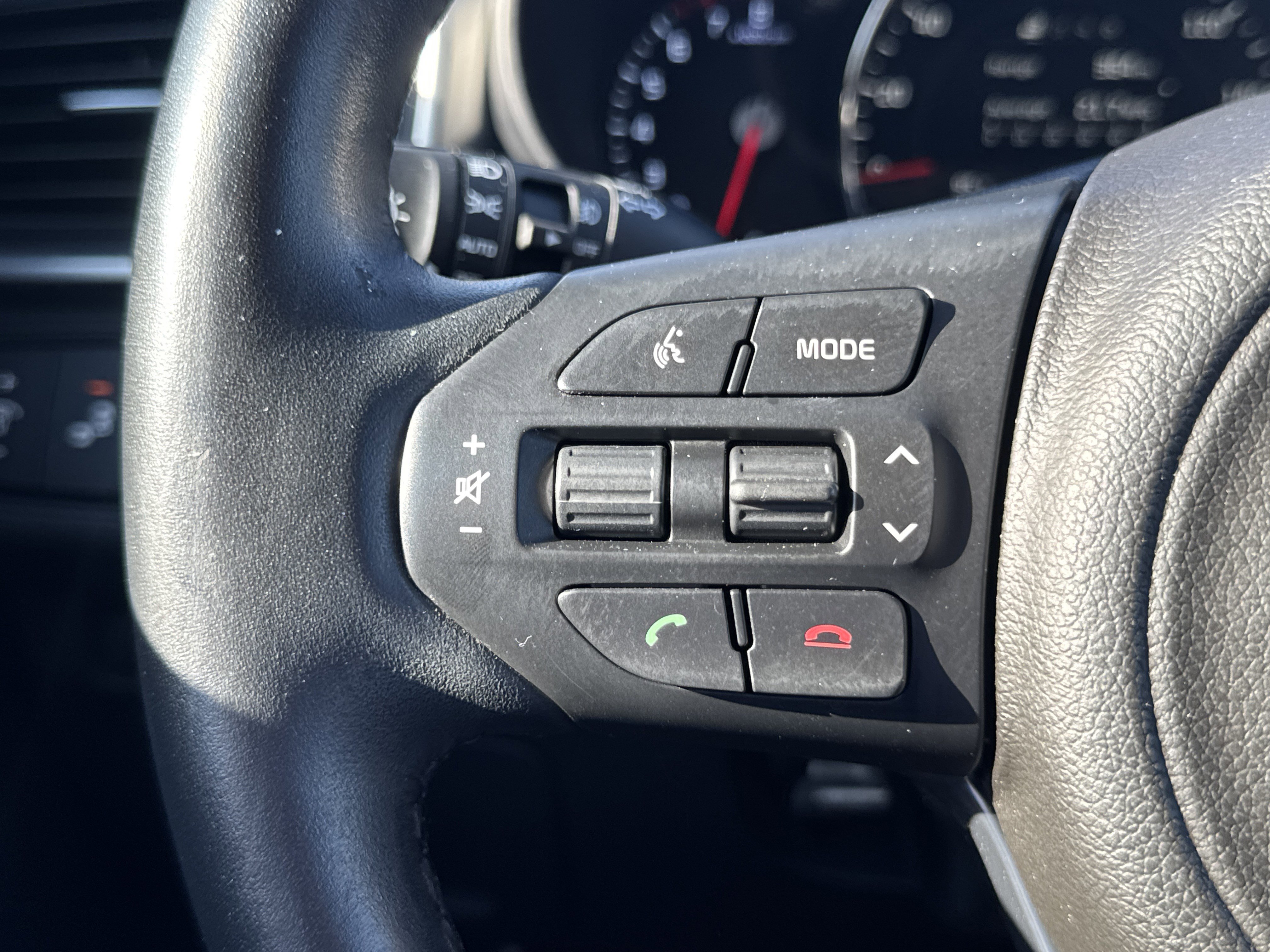 Used 2017 Kia Sorento EX image 10