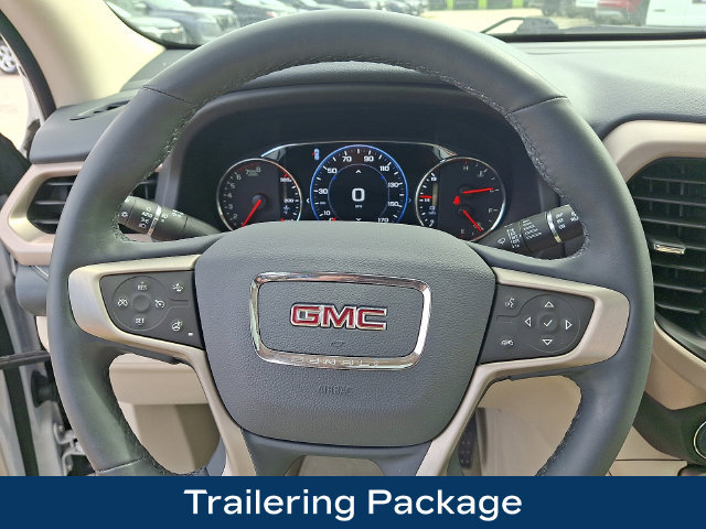 Used 2023 GMC Acadia Denali w/ Denali Technology Package AWD/4WD image 4