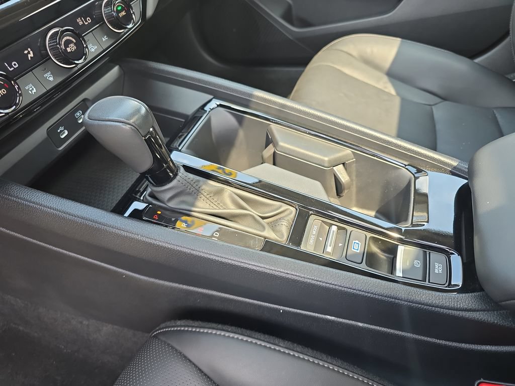 Used 2023 Honda Accord EX-L image 22