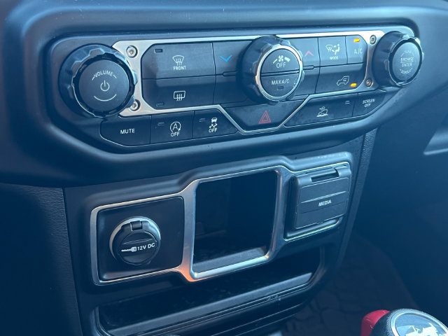 Used 2022 Jeep Wrangler Unlimited Sport AWD/4WD image 23