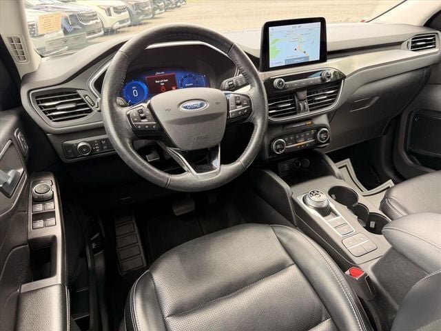Used 2021 Ford Escape Titanium AWD/4WD image 7