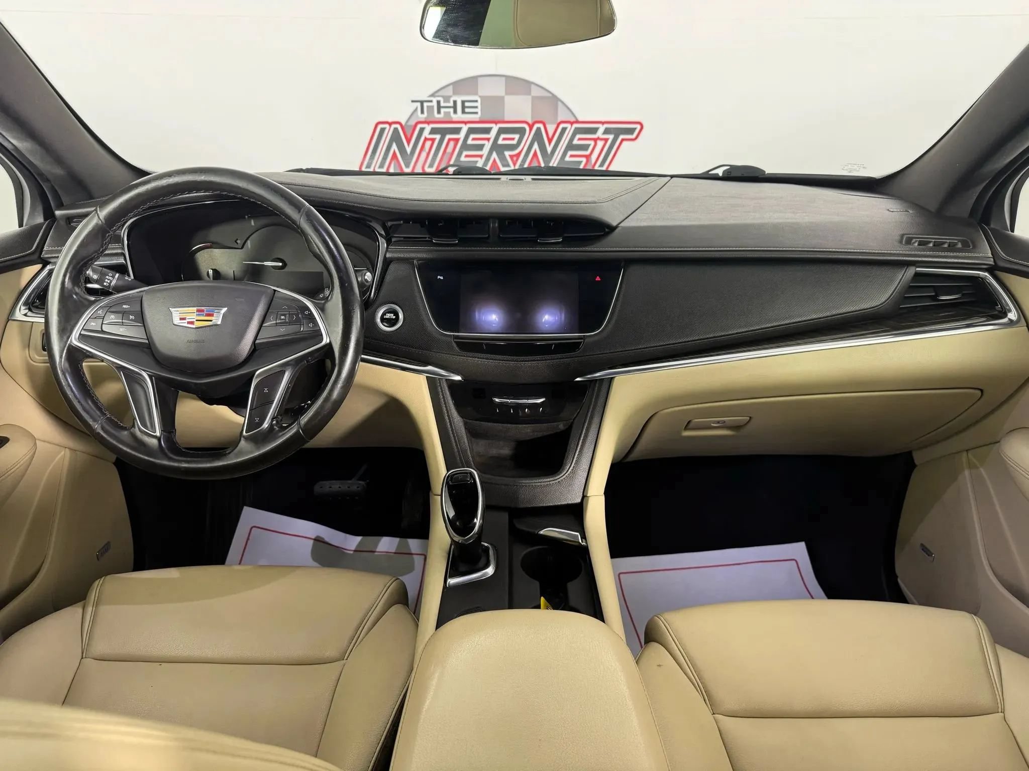 Used 2018 Cadillac XT5 AWD image 11