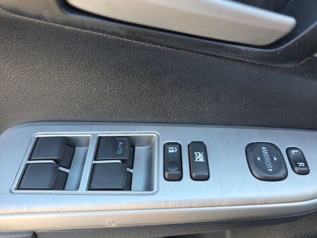 Used 2014 Toyota Camry SE FWD image 27