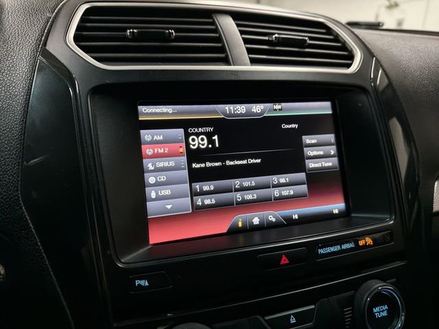 Used 2016 Ford Explorer XLT w/ Equipment Group 202A image 29