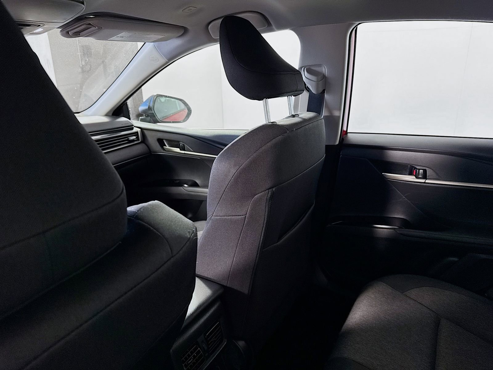 Used 2025 Toyota Camry LE image 17