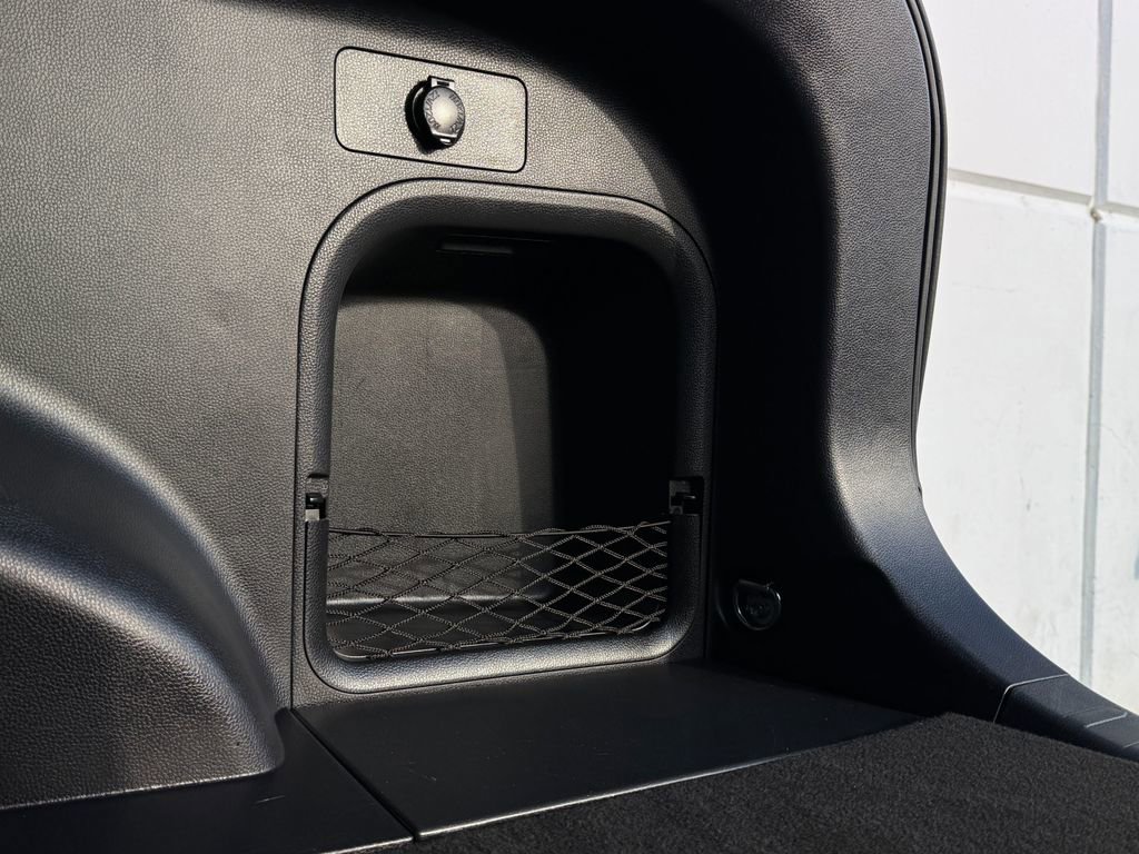 Used 2024 Toyota RAV4 XSE w/ Advanced Technology Package image 31