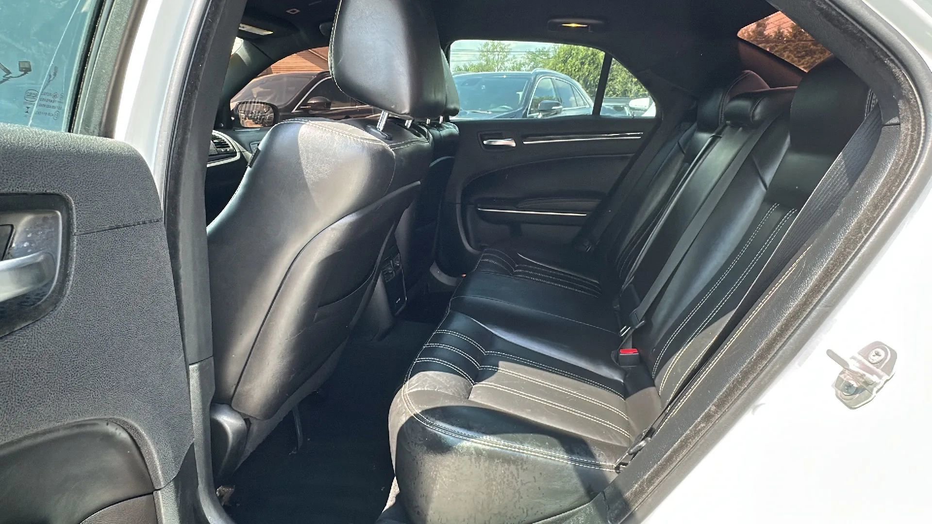 Used 2019 Chrysler 300 S RWD image 13