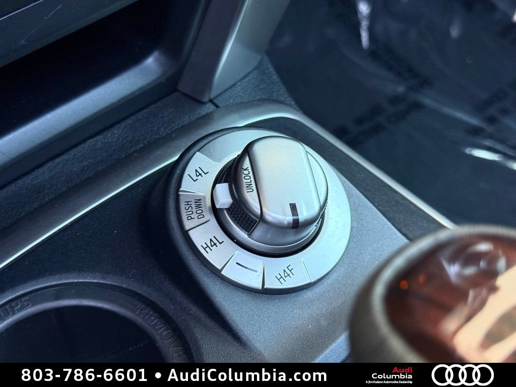 Used 2023 Toyota 4Runner Limited AWD/4WD image 33