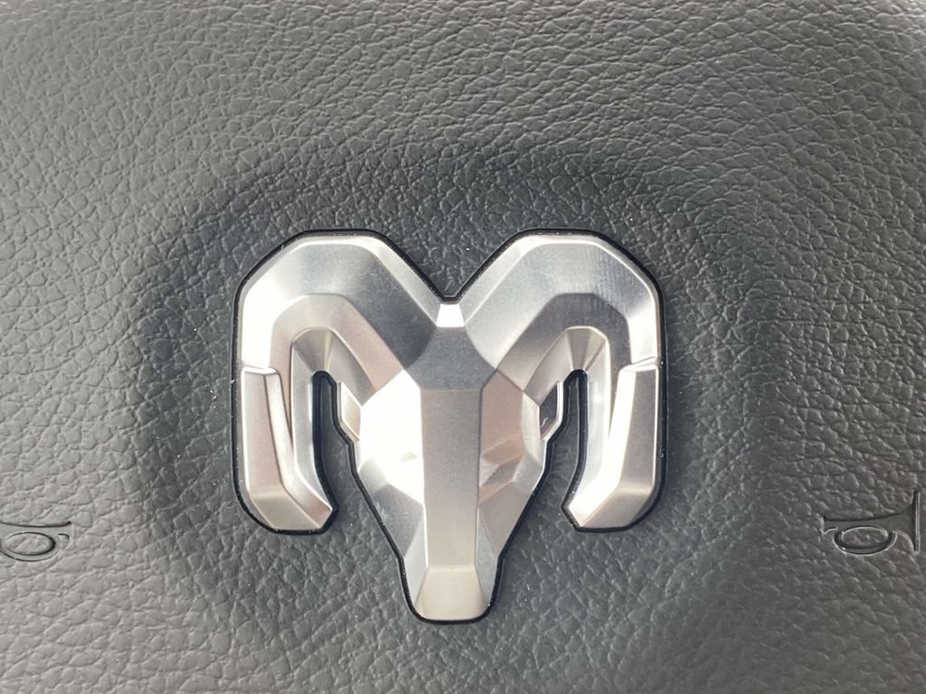 New 2026 RAM 1500 Express AWD/4WD image 28