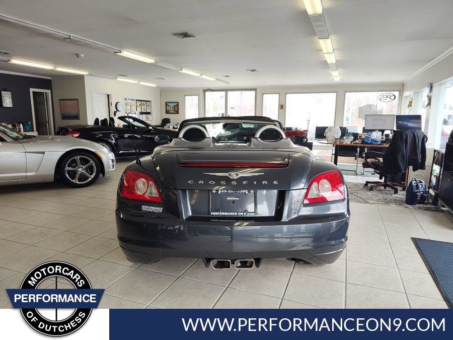 Used 2006 Chrysler Crossfire Limited image 5