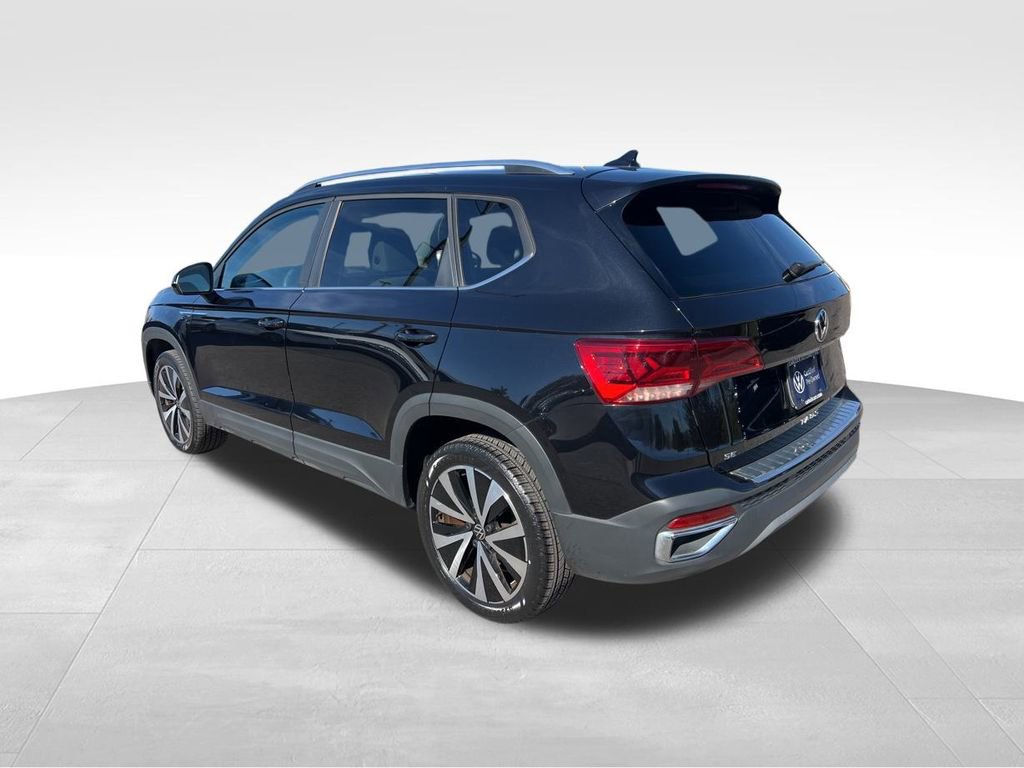 Used 2023 Volkswagen Taos SE image 5