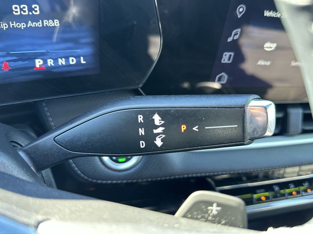 Used 2025 Chevrolet Equinox LT image 27