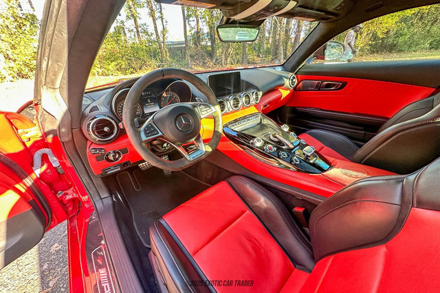 Used 2016 Mercedes-Benz AMG GT S image 26