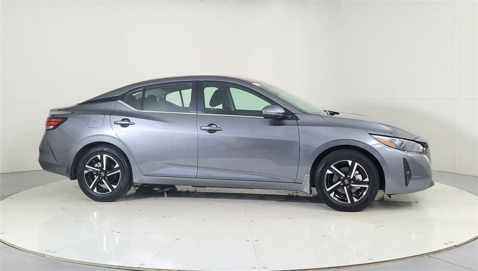 Certified 2025 Nissan Sentra SV w/ Trunk Package image 8