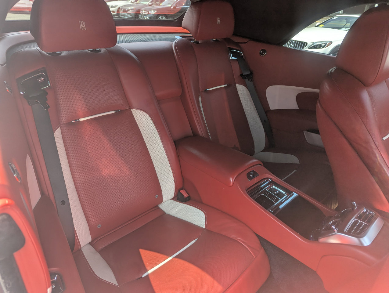 Used 2018 Rolls-Royce Dawn image 50