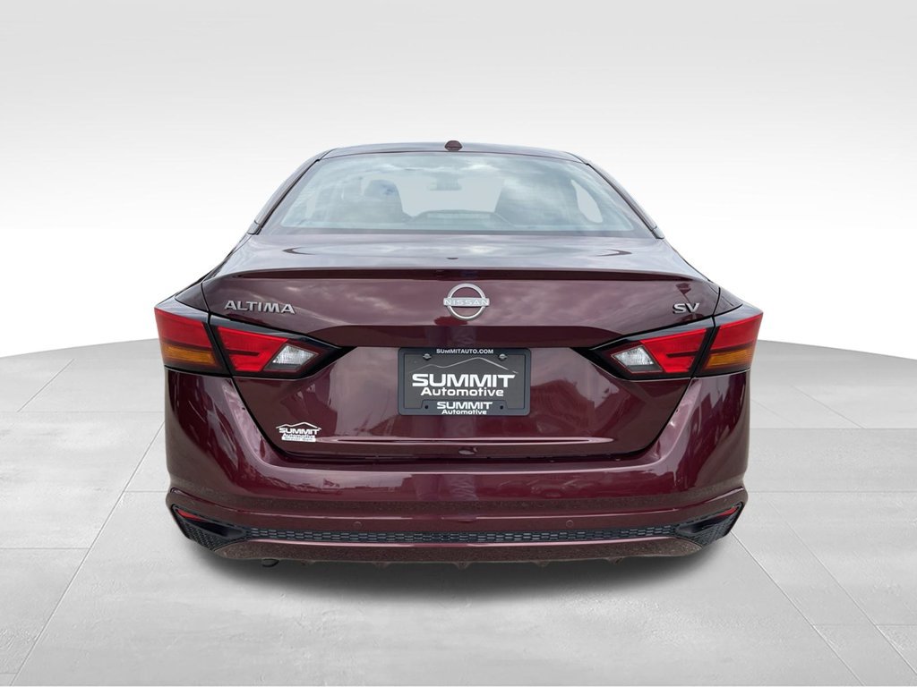 Used 2024 Nissan Altima 2.5 SV FWD image 23