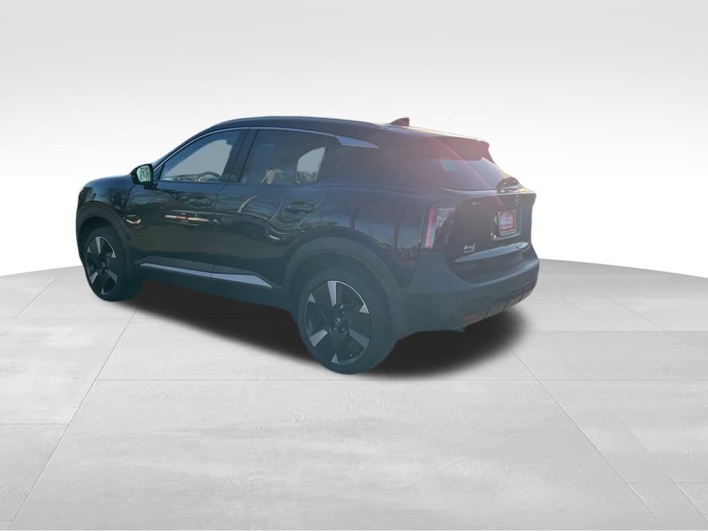 New 2025 Nissan Kicks SR image 4