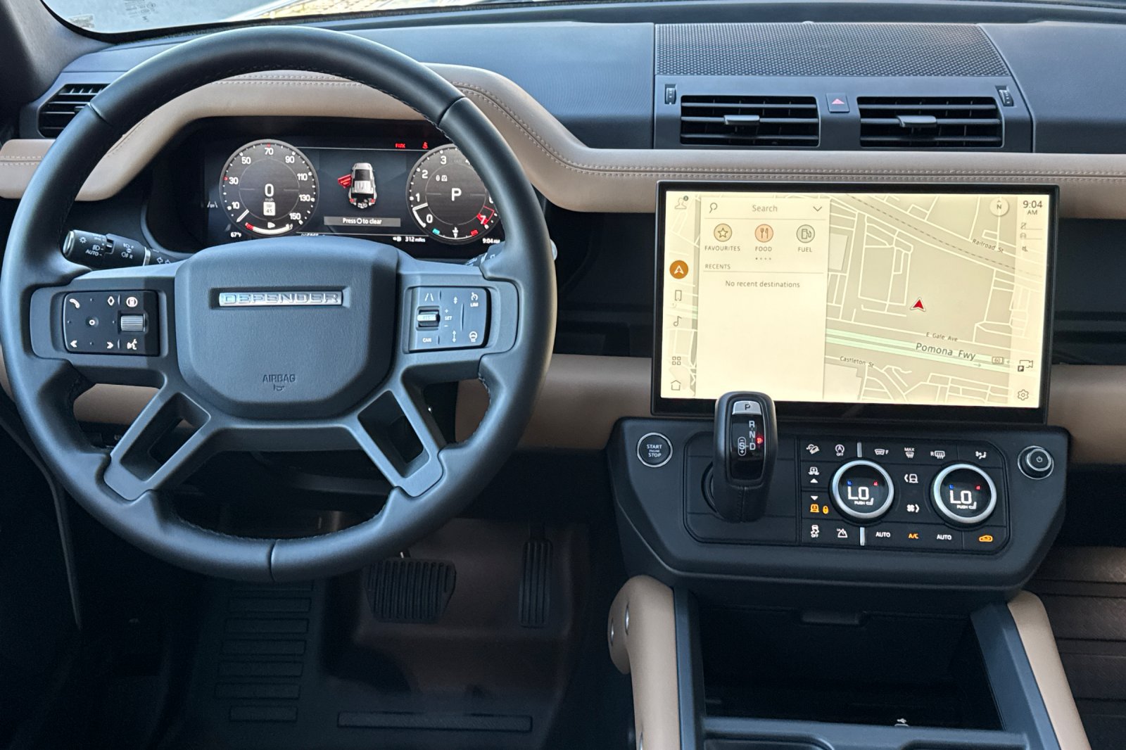 Certified 2026 Land Rover Defender 110 X-Dynamic SE AWD/4WD image 15