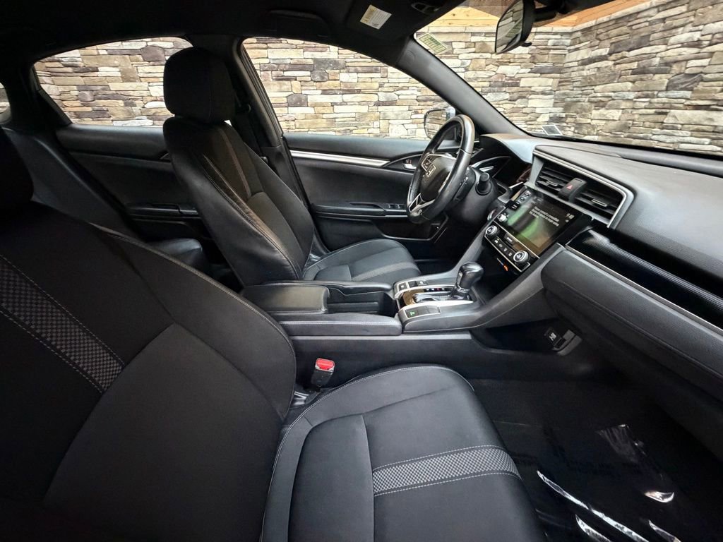 Used 2019 Honda Civic Sport image 14